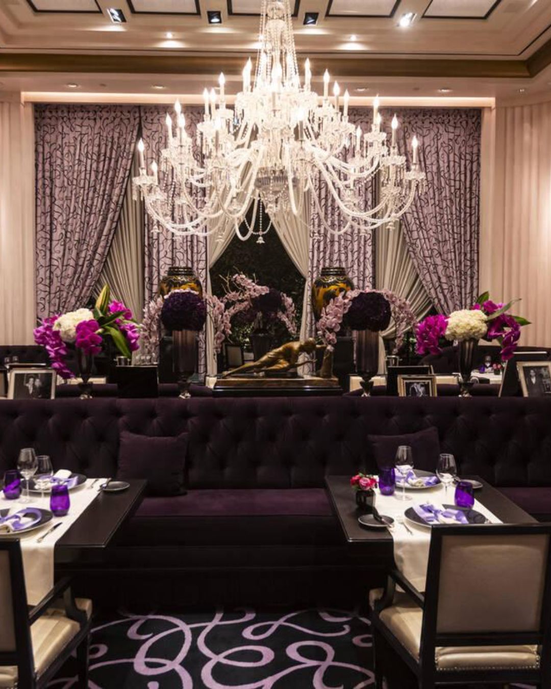 Joel Robuchon dining room