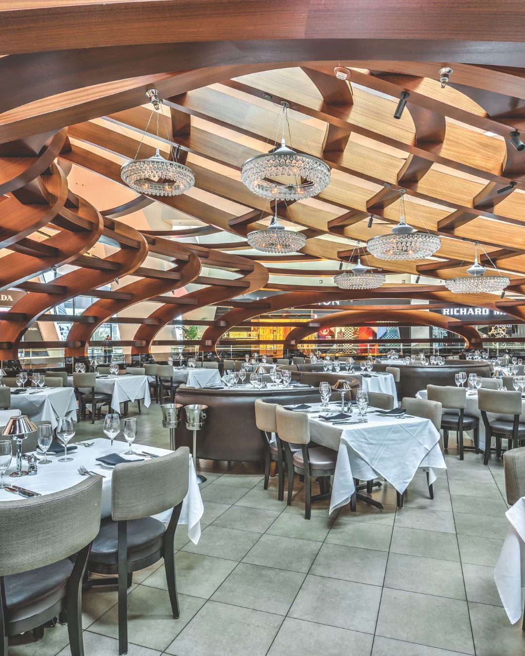 Mastro's Ocean Club treehouse dining